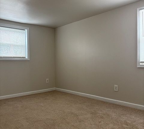 3rd image of 115 W Maryland Ave APT B