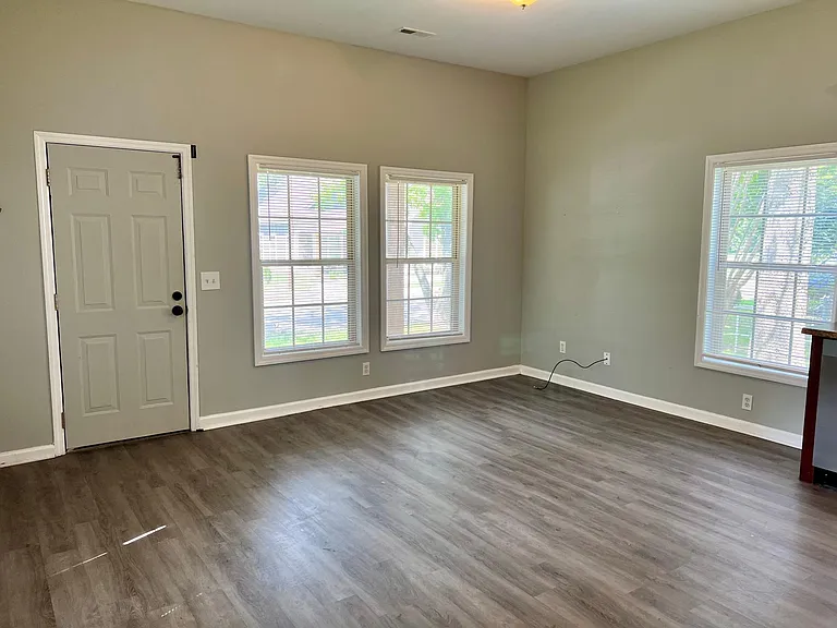 2105 Boardman St SW — Photo 5