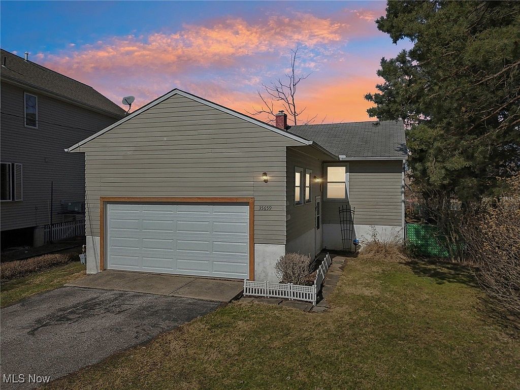 35659 W Island Dr, Eastlake, OH 44095 | Zillow