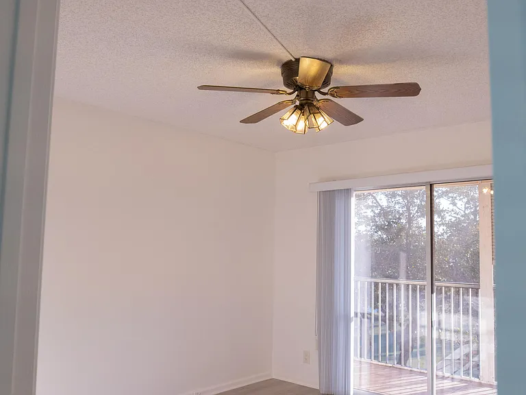 400 SW 134th Way #302F — Photo 64