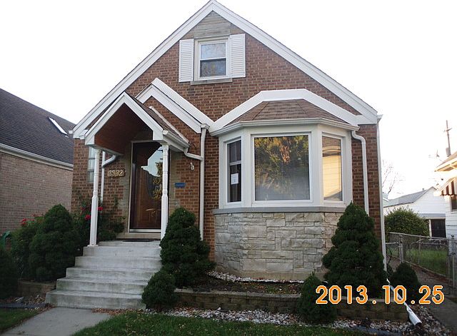 1st image of 3332 N Nagle Ave