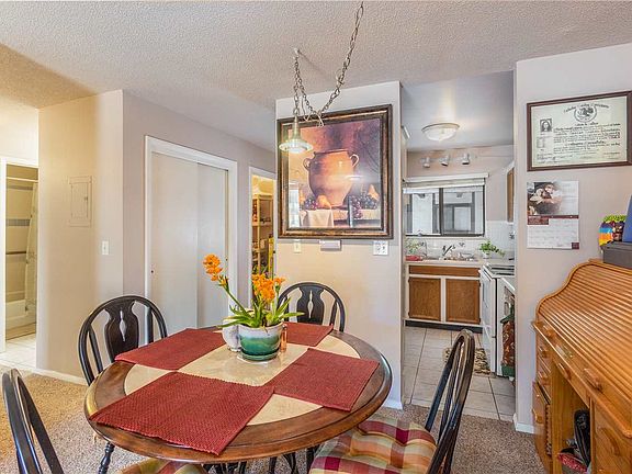 4th image of 3231 Lakeside Dr APT 105