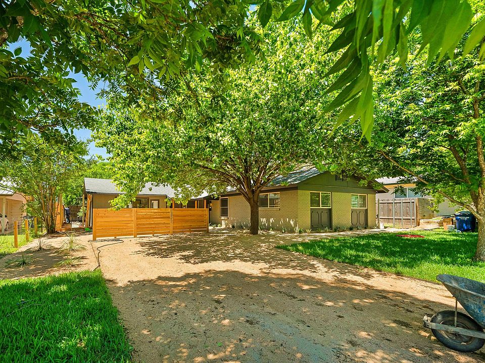 1st image of 1807 Blue Crest Dr Unit A