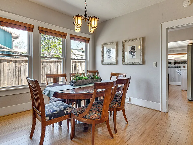 7 Georgia Ave — Photo 11