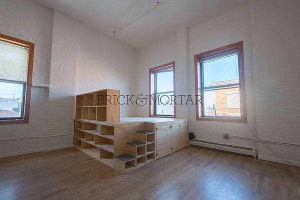 Rented by Brick&Mortar | media 24