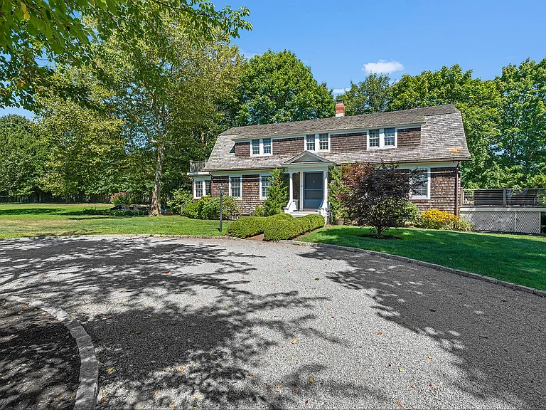 80 Tuckahoe Ln — Photo 18