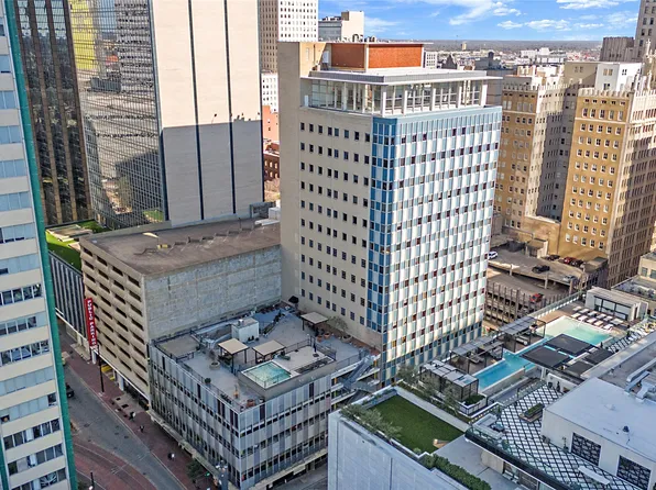 1505 Elm St APT 805, Dallas, TX 75201