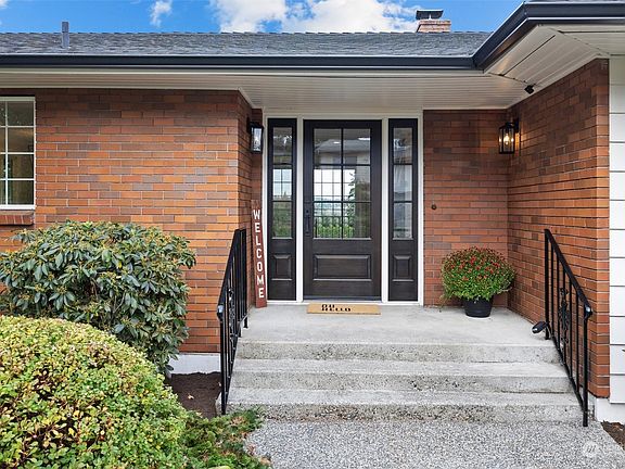 3rd image of 6605 63rd Street SE