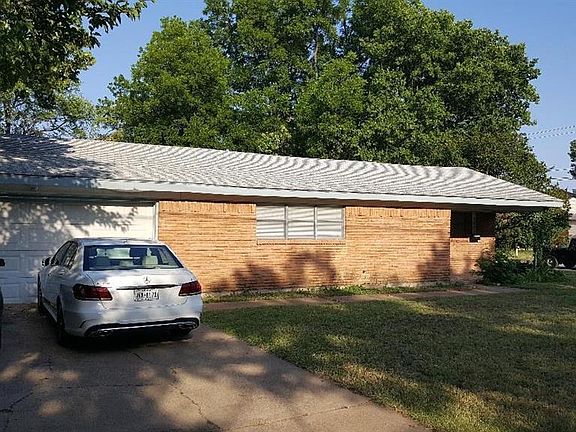2nd image of 2000 Eden Ave