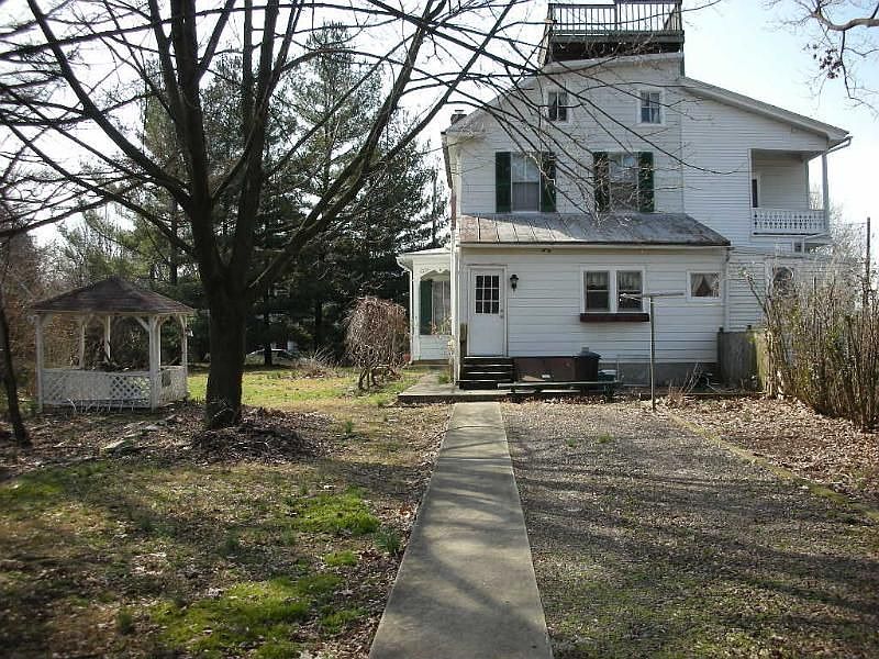 315 N Broad St, Lititz, PA 17543 Zillow