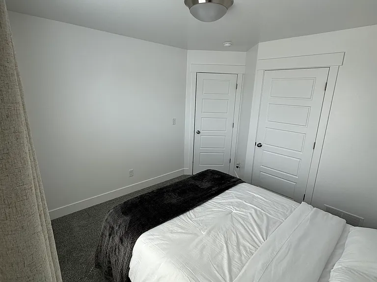 4184 Ventura Ave — Photo 24