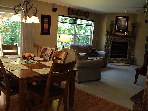 5th image of W212N16461 Glen Brooke Dr