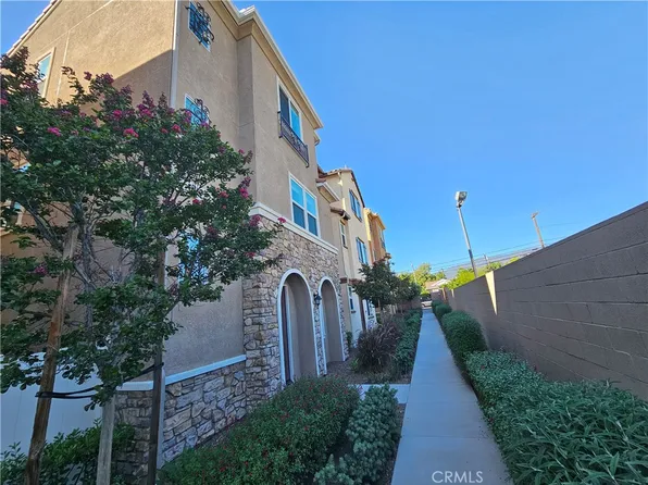 2892 Cedar Ln, Pomona, CA 91767