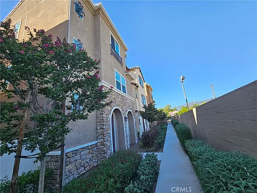 2892 Cedar Ln Photo 1