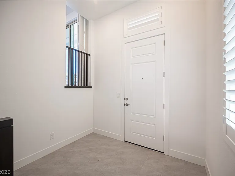 5845 Marigold Sunset Ct — Photo 10