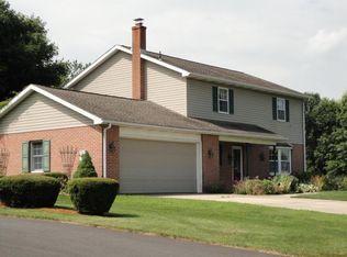 30 Monticello Dr, Lebanon, PA 17042
