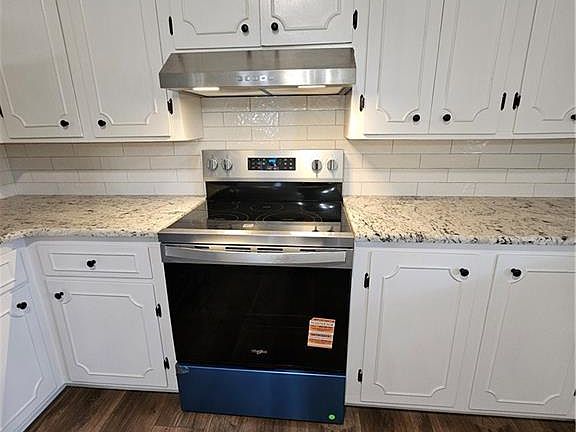 5th image of 209 N King St