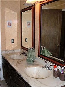 5th image of 1301 Hall Dr