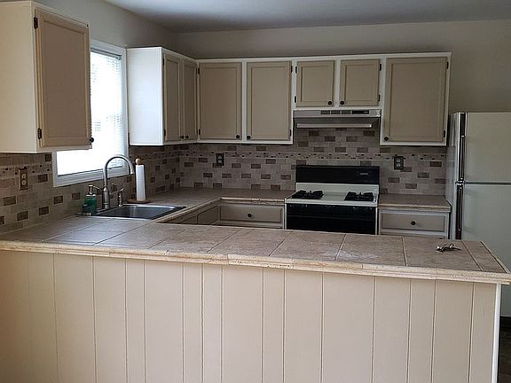 3rd image of 239 Orlando Blvd