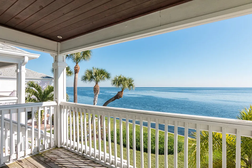4858 Coquina Key Drive SE — Photo 1