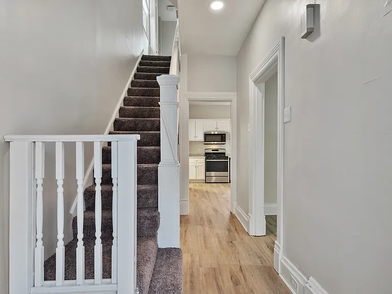 134 Wynoka St — Photo 4
