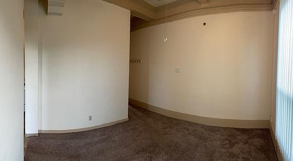 4th image of 207 Chester Ave APT B