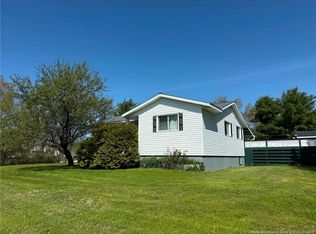 18 Birch St, Miramichi, NB E1V 7C4