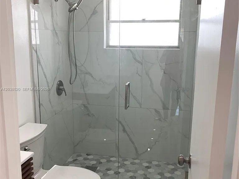 18765 SW 100th Ave #18765 — Photo 9