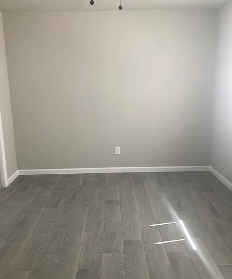 216 N Lane St — Photo 5
