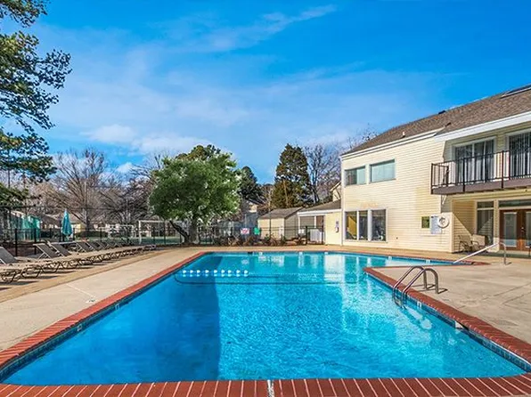 The Flats at Arrowood