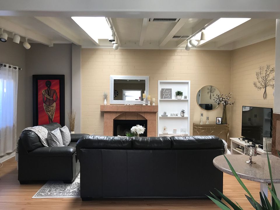 1st image of 21350 Avenue San Luis