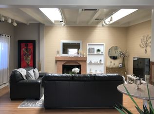 21350 Avenue San Luis, Woodland Hills, CA 91364