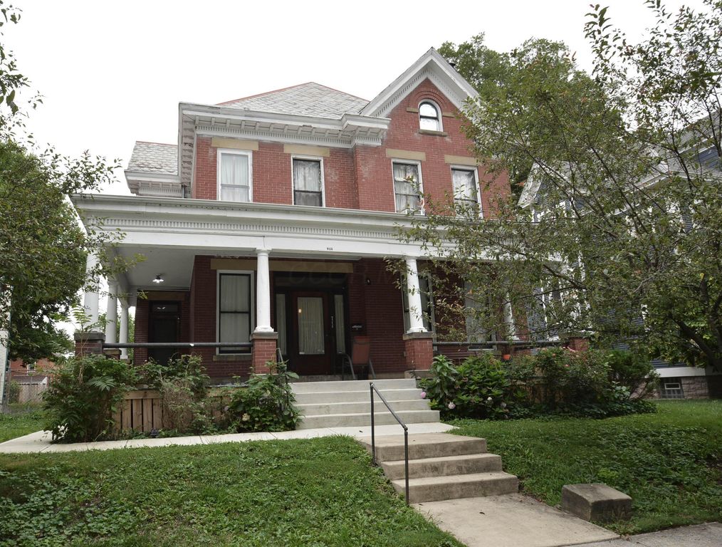Real estate listing image