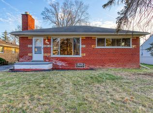 19791 Midway Rd, Southfield, MI 48075