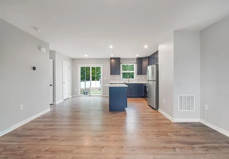 128 Harper Ln — Photo 4