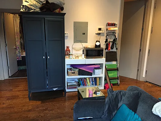 Rented by Rennit Inc. | media 28