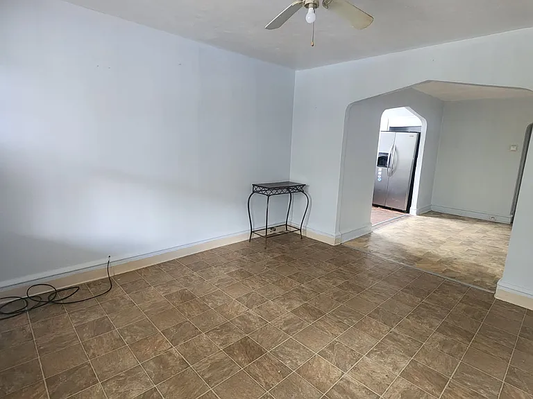 371 Blackman St #2 — Photo 2