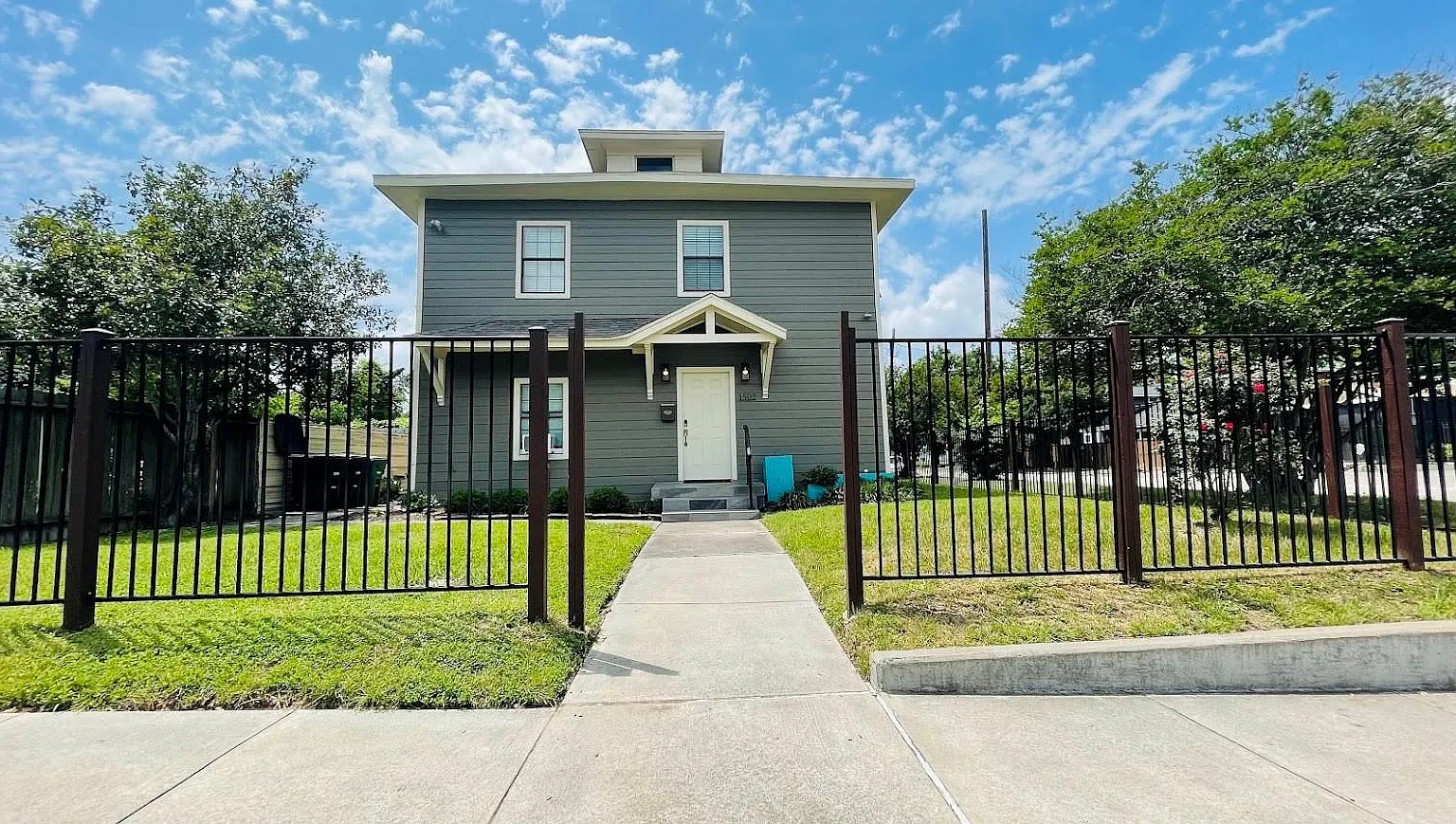1 bed, 1.0 bath, 500 sqft, $1,375 — Photo 1