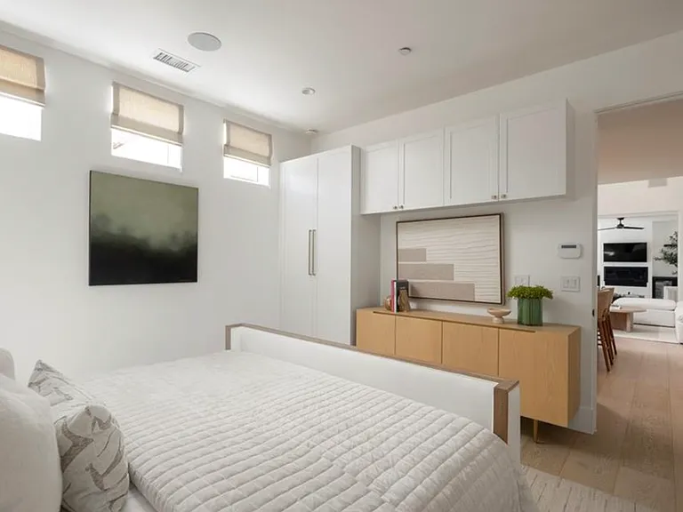 428 1/2 Fernleaf Ave — Photo 11