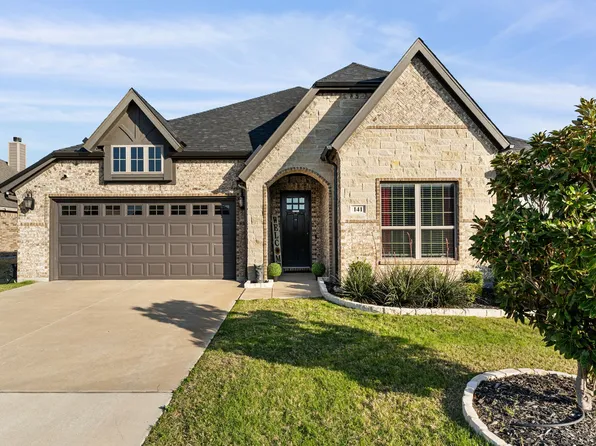 141 Crockett Dr, Waxahachie, TX 75165
