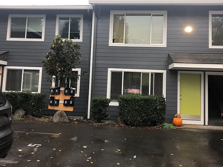 Taggart Apartments — Photo 18