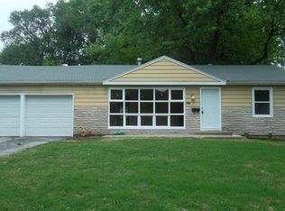 9612 E 66th St, Raytown, MO 64133