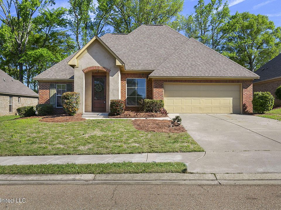 1st image of 144 Stillhouse Creek Dr