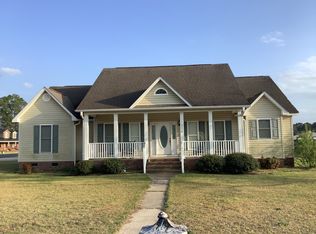 7224 Harvestgrain Dr, Stedman, NC 28391