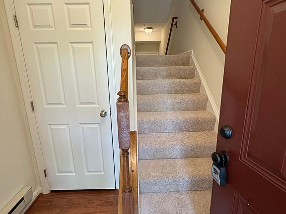 4th image of 2503 Eastbourne Dr #1