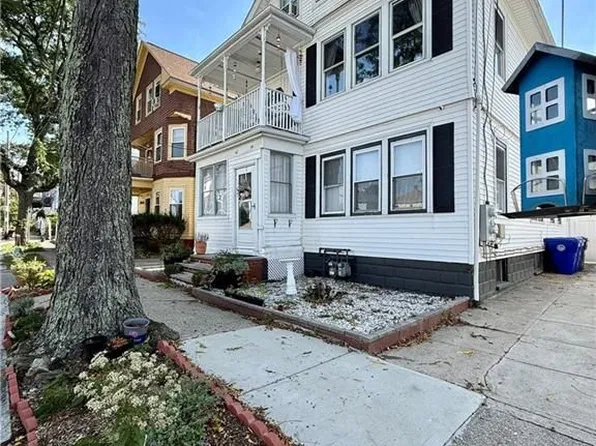 44 Georgia Ave, Providence, RI 02905
