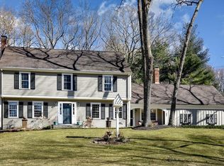 5 Knollwood Dr, Dover, MA 02030
