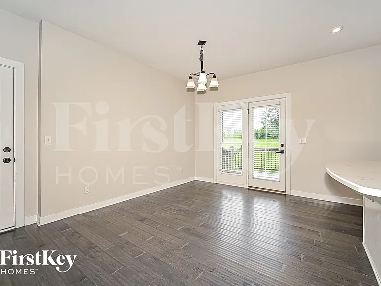 9601 Colton Rd — Photo 6