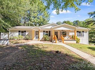749 Boston Rd, Taylorsville, NC 28681