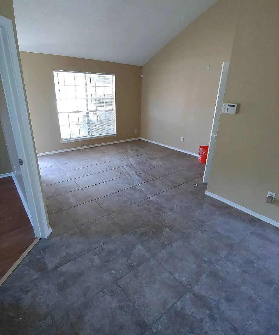 3 bed, 1.5 bath, 900 sqft, $1,495 — Photo 4